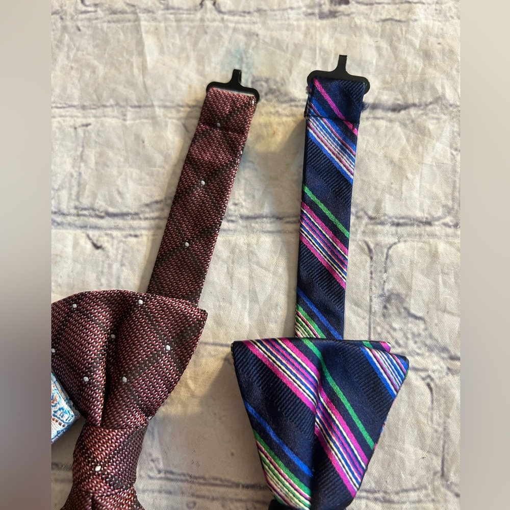 ALFANI BURGUNDY SWISS DOTS AND SILK NAVY MULTI COLOR BOW TIES ADJUSTABLE